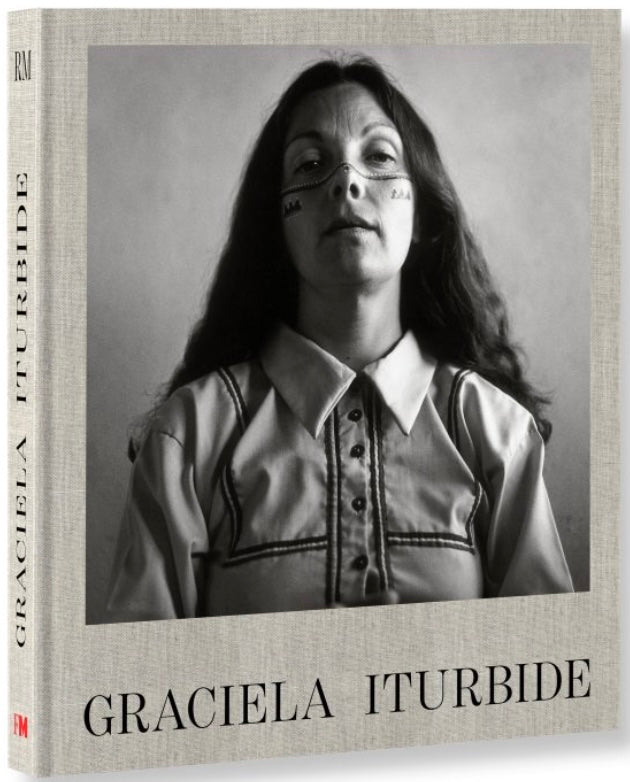 Graciela Iturbide : グラシエラ・イトゥルビーデ Graciela Iturbide 写真集 - グラシエラ・イトゥルビーデ | メキシコ