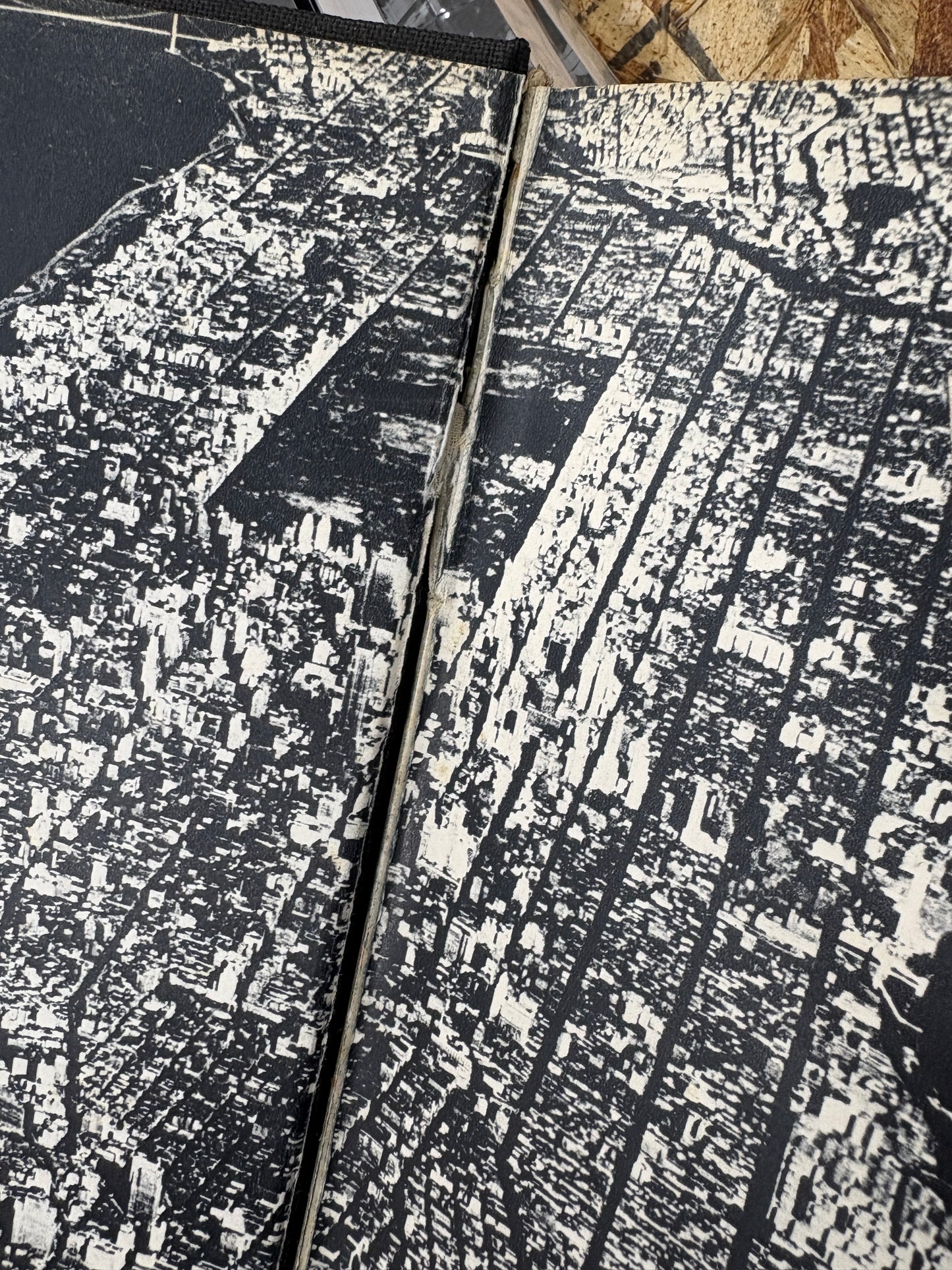 【古本】ウィリアム・クライン 写真集: WILLIAM KLEIN: NEW YORK: LIFE IS GOOD & GOOD FOR YOU IN NEW YORK