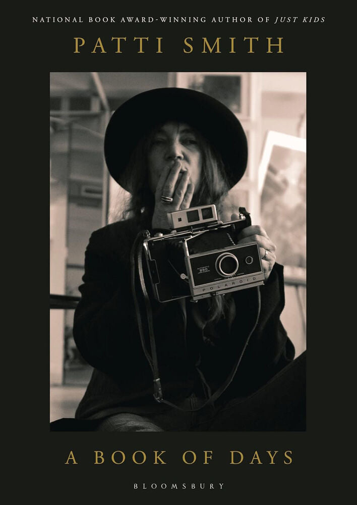 パティ・スミス 写真集: PATTI SMITH: A BOOK OF DAYS