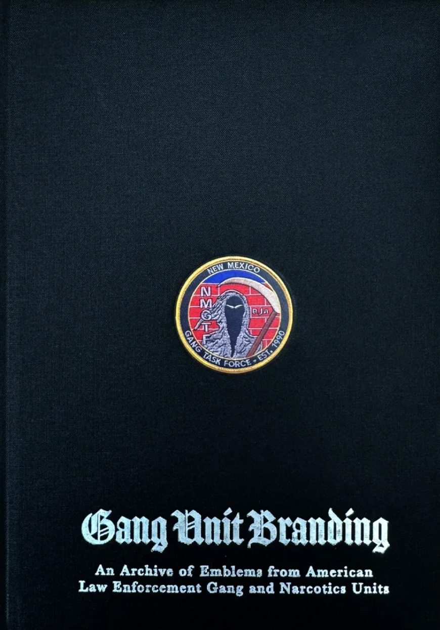 プーリア・コジャステハペイ 編集写真集: POURIA KHOJASTEHPAY: Gang Unit Branding