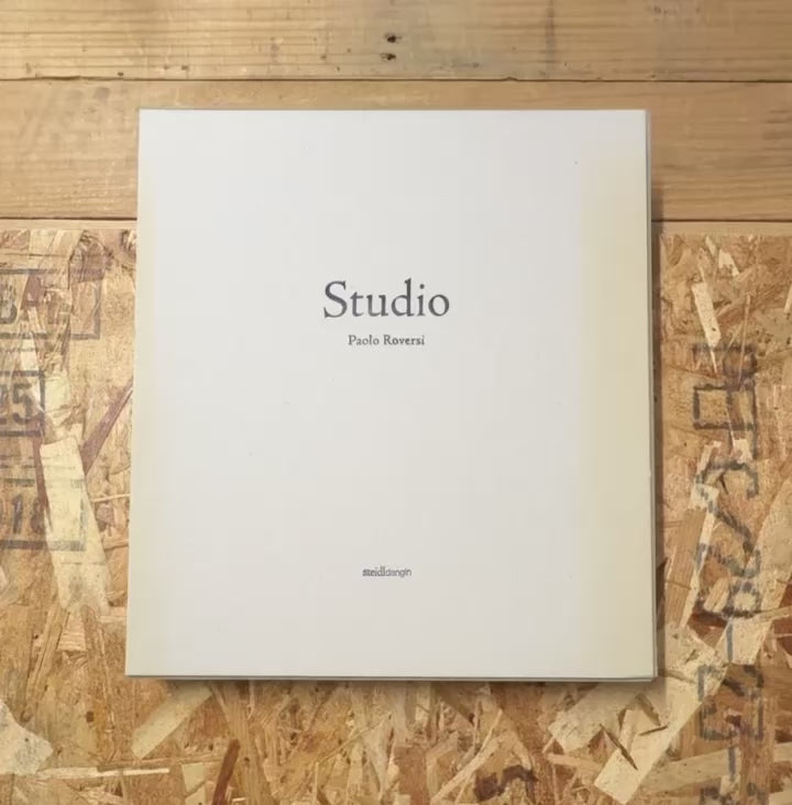 パオロ・ロベルシ: Studio | Paolo Roversi | Steidldangin 2008
